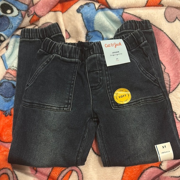 Cat & Jack Kids' Dark Denim Jogger Pants - Picture 1 of 3